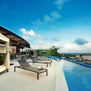https://the-shore-at-46th-luxury-condos.allrivieramayahotels.com
